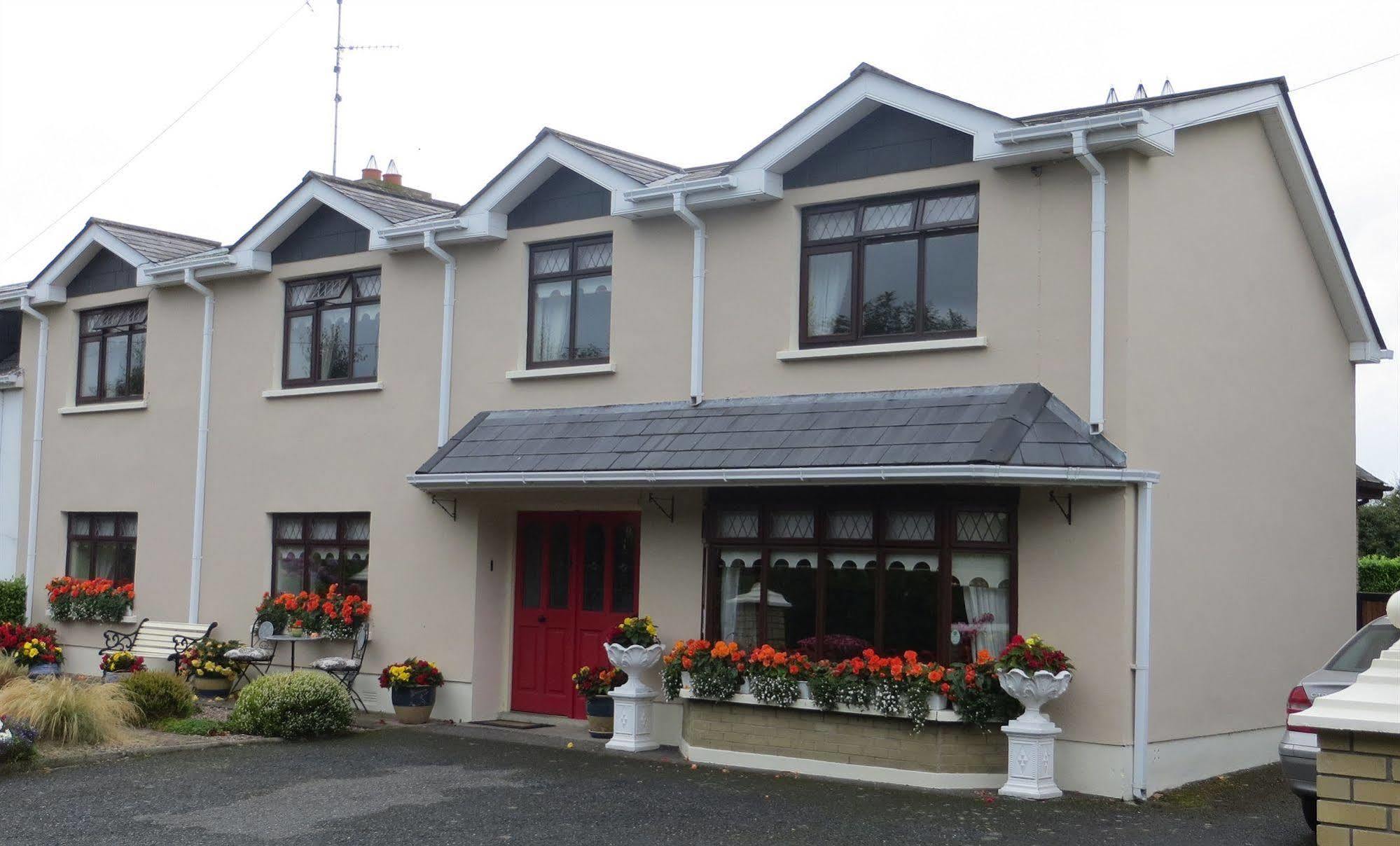 Heritage Accommodation Dundalk Exterior photo